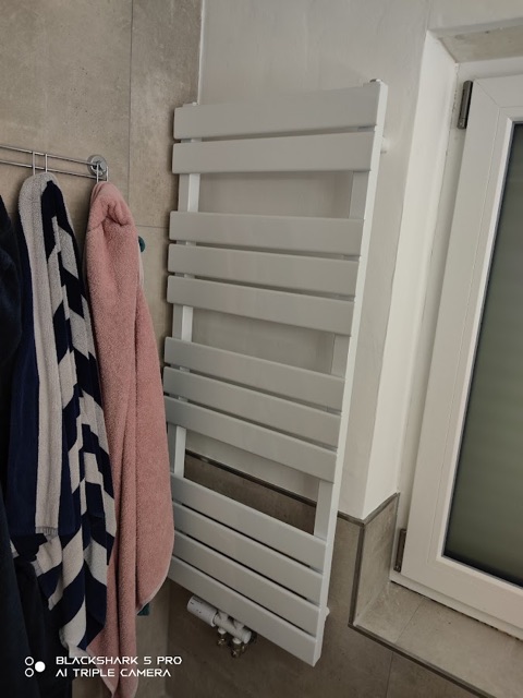 Installierter Designheizkörper – Kundenprojekt